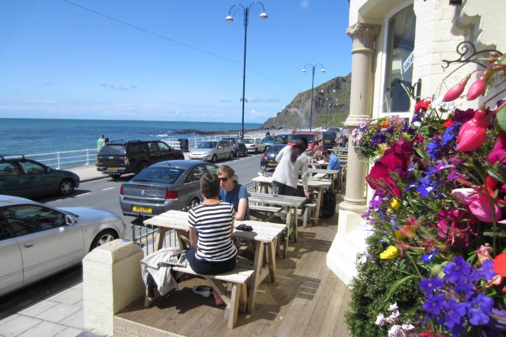 The Glengower Hotel Aberystwyth Exterior photo